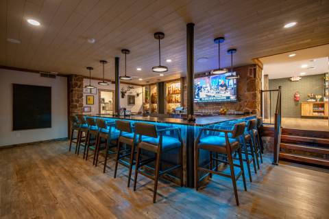 Black Antler Lounge at Cove Creek Lodge